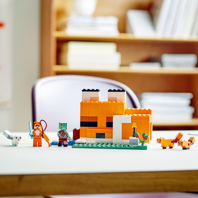 Lodër ndërtimi LEGO Minecraft 21178 The Fox Lodge, set me figura, 8+