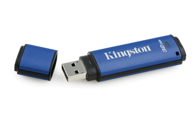 USB Kingston DataTraveler Vault Privacy 3.0, 32 GB, USB Type-A
