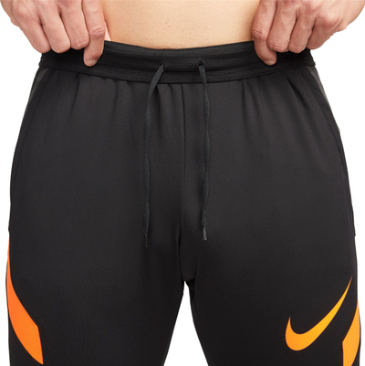 Pantallona sportive Nike Dri Fit Strike 21 për burra, me Dri Fit, ngjyrë e zezë