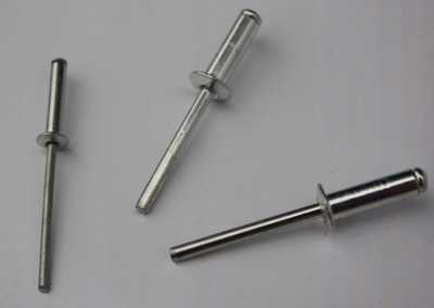 Set nitash alumini Richmann C0405, 450 copë, shumë madhësi, ngjyrë metalike