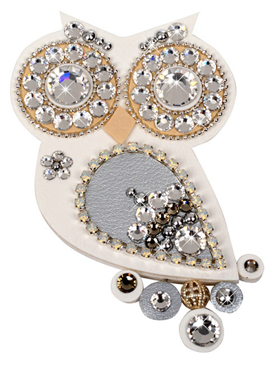 Brosh Owls, i bardhë, woman