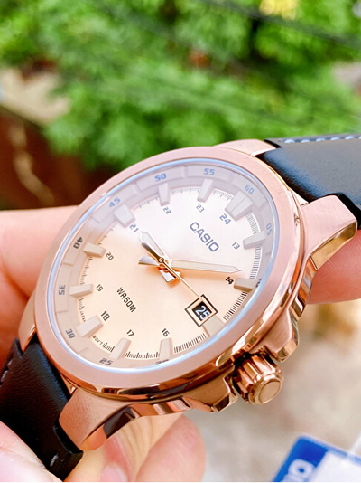 Orë Casio Collection MTP-E173RL-5AVEF (006), e zezë/artë