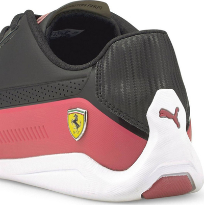 Atlete për meshkuj Puma Ferrari Drift Cat 8 (30681801) nr. 44.5, të zeza me të kuqe
