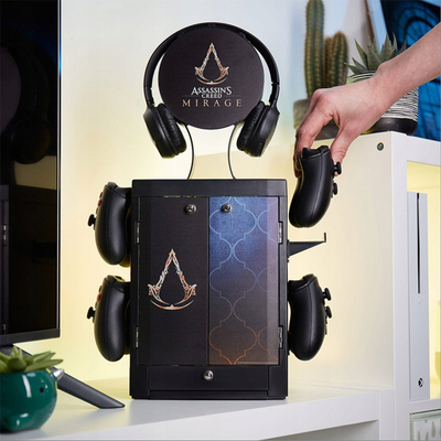 Dollap gaming Assassin's Creed Mirage Numskull, për 10 lojëra, me mbajtëse kufjesh, shumëngjyrësh