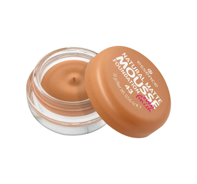 Krem pudër Essence Natural Matte Mousse, 43, 16 g