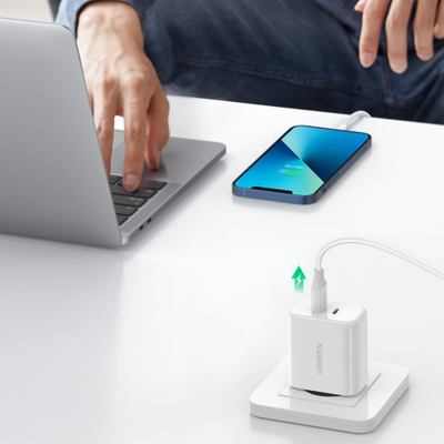 Karikues muri Ugreen 10343, 2x USB C, 20W, i bardhë