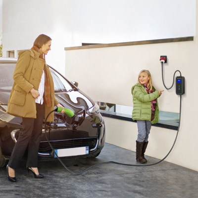 Karikues mobil për makina elektrike Qoltec 2 në 1 Type 2, 7kW, 230V, i zi