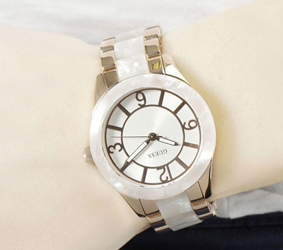 Orë dore Guess GODDESS W0074L2