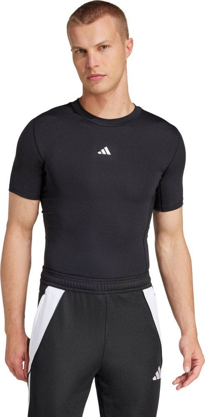 Bluzë kompresuese Adidas Techfit me mëngë t'shkurtëra Tee M JP4674, për palestër, e zezë