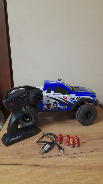 Makinë me telekomandë Amewi Dirt Climbing PickUp Race, 1:10 RC, 4x4, elektrike, me bateri dhe karikues
