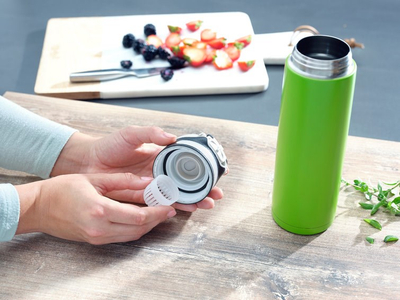 Termus Leifheit Insulated Mug Flip 3277, 600 ml, çelik inox, jeshile kiwi