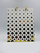 Qese dhuratash Diocesan Publishing House M, 23x18x10 cm, me figura gjeometrike, e bardhë me të artë