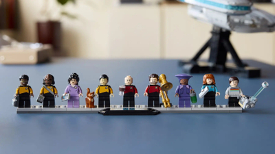 Set LEGO Icons Star Trek U.S.S. Enterprise NCC-1701-D, model ndërtimi, për të rritur, shumëngjyrësh