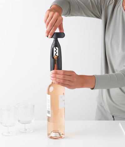 Hapëse shishesh vere Brabantia Tasty, çelik inoksi, dorezë druri, argjendtë