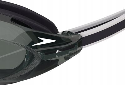 Syze noti Speedo Vanquisher 3.0, xhama të kthjellët, të zeza