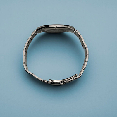 Orë dore për meshkuj Bering Ultra Slim 17240-777, e hirtë