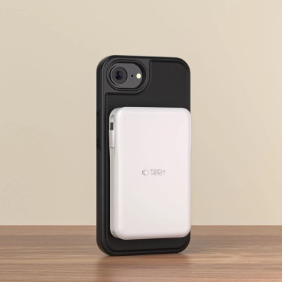 Футрола за телефон Tech-Protect Wallet MagSafe за iPhone 16E, со преклопен капак-паричник, еко кожа, црна