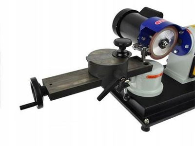 Makinë mprehëse për sharra rrethore GEKO, 100-700mm, 250W