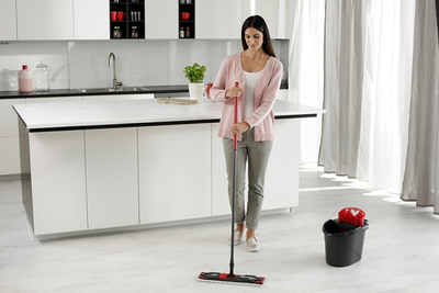 Mop i sheshtë Vileda Ultramax XL, dorezë teleskopike, i kuq