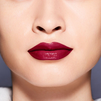 Lip gloss Shiseido LacquerInk Lip Shine, me shumë shkëlqim, ngjyrë lejla