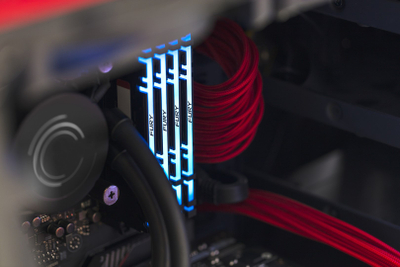 RAM Kingston Fury Renegade RGB, DDR4, 16GB 3200MHz, CL16