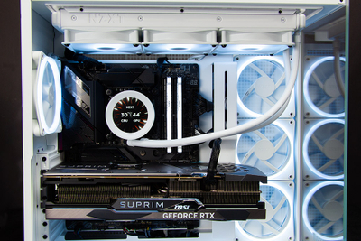 Kompjuter tavoline HAL3000 Herní sestava MČR 2024, Intel Core i9-14900KF, 64GB RAM, 4TB SSD, RTX 4090, i bardhë