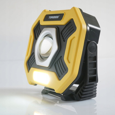 Llambë pune LED TS1940, 2000 lumens, bateri rikarikueshme, me magnet, e zezë