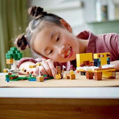 Set kockash LEGO Minecraft 21241, Kasollja e Bletërritësit, 8+, shumëngjyrësh