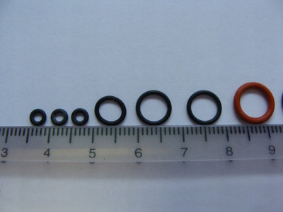 Unazë gome O-ring universale, diametër 4 cm, për vulosje, e zezë