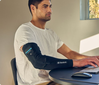 Mëngë kompresuese Therabody RecoveryPulse Arm, me vibrim, me bateri, e zezë