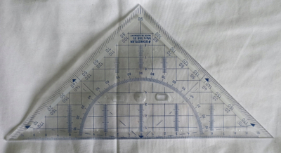 Gonometër Staedtler Mars 568 35, 22cm, akrilik i tejdukshëm, me kapje
