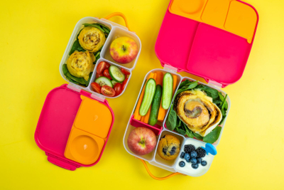 Kuti ushqimi për fëmijë b.box Mini Snack Box, 2 ndarje, e lejla Lilac Pop