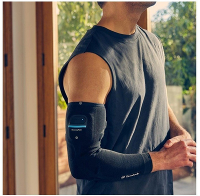 Mëngë kompresuese Therabody RecoveryPulse Arm, vibrokompresion, bateri 45 min, e zezë