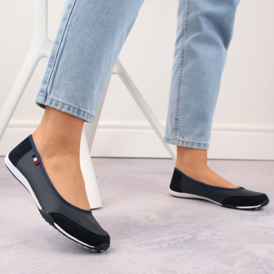 Baletina lëkure për gra Filippo, me vrima zbukuruese, blu navy