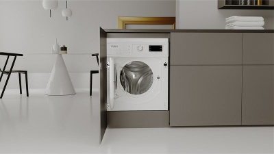 Lavastregë e integrume Whirlpool BI WMWG 81485 PL, 8 kg, 1400 rpm, e bardhë