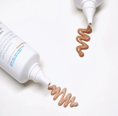 Krem fytyre La Roche-Posay Effaclar Duo+M Unifiant Light, kundër akneve, për lëkurë të yndyrshme, me ngjyrë