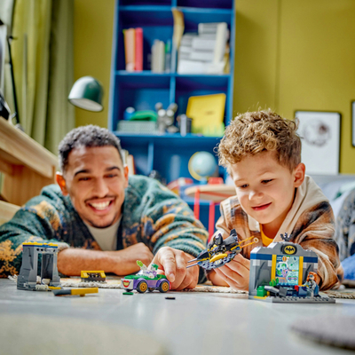 Lodra LEGO Batman 76272 Batcave, set për ndërtim 4+, shumëngjyrësh
