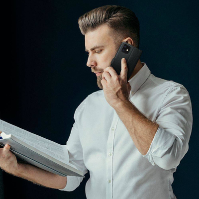 Mbulesë telefoni Tech-Protect Wallet MagSafe për iPhone 13, me xhepa për karta, e zezë