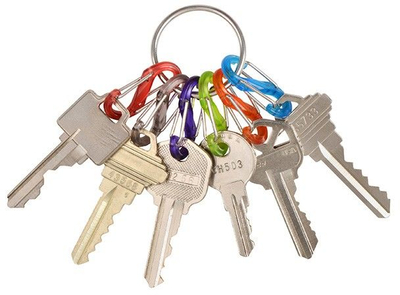 Brelok çelësash Nite Ize Keyring Plus, 6 karabinera plastikë, shumëngjyrësh