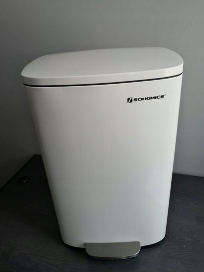 Kosh plehrash me pedale SONGMICS, 50L, çelik inox, i bardhë