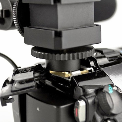 Adapter blici JJC HS C5, për njësi blici, i zi