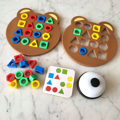 Lojё edukative Match Shapes and Figures, forma gjeometrike plastike, 32 karta, shumëngjyrëshe