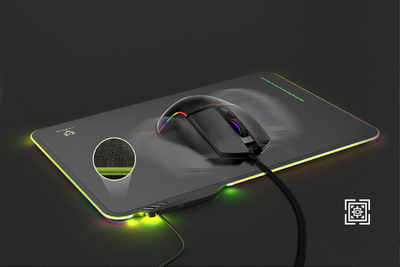Mousepad gaming Vertux FluxPad, LED RGB, sipërfaqe rezistente ndaj ujit, i zi