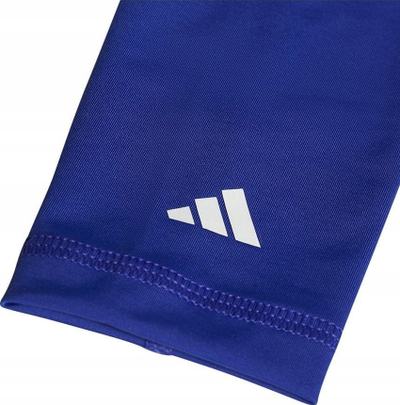 Mbrojtëse këmbe futbolli Adidas Tiro SG LGE IW3789, me manga elastike, shumëngjyrëshe