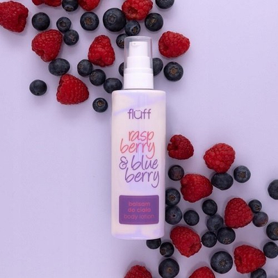 Qumësht trupi Fluff Blueberry &amp; Raspberry, 160ml, me erë boronice edhe mjedre