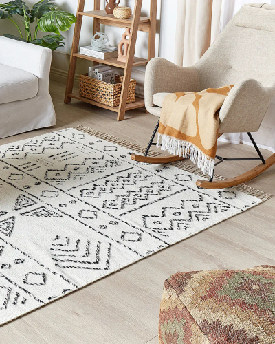 Tapet leshi Beliani ALKENT, 160 x 230 cm, bardh e zi