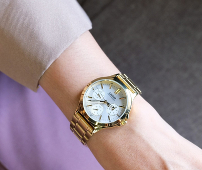 Ora dore Casio LTP-V300G-7A, multifunksionale, çelik inox, e artë