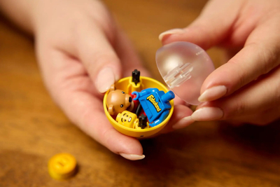 Set LEGO Ideas Bubble Gumball Machine, me minifigurë