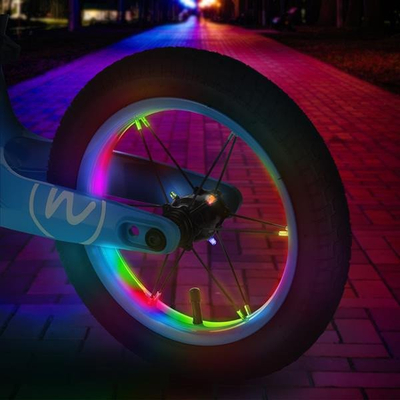 Biçikletë balancu për kalamaj Nils RB901, rrota 12" me LED, trup aliazh magnezi, e bardhë