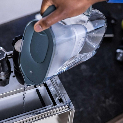 Filtri për ujë Brita Essential XL, 3.5L, 3 filtra Maxtra Pro, i kaltër i errët